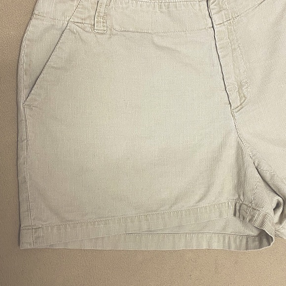 Banana Republic Corduroy Khaki Shorts Size 4 - Picture 5 of 16